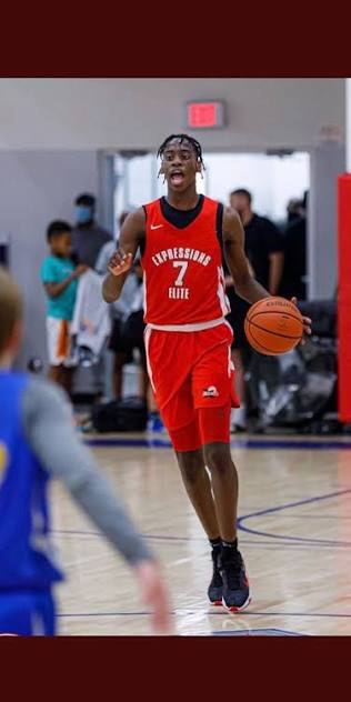 Expressions Elite guard bringing the ball up the floor
